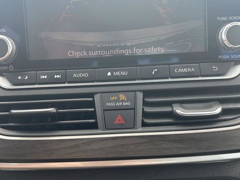 Used 2023 Nissan Altima 2.5 SV image 12