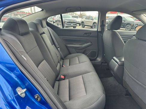 Used 2025 Nissan Altima 2.5 SV image 14