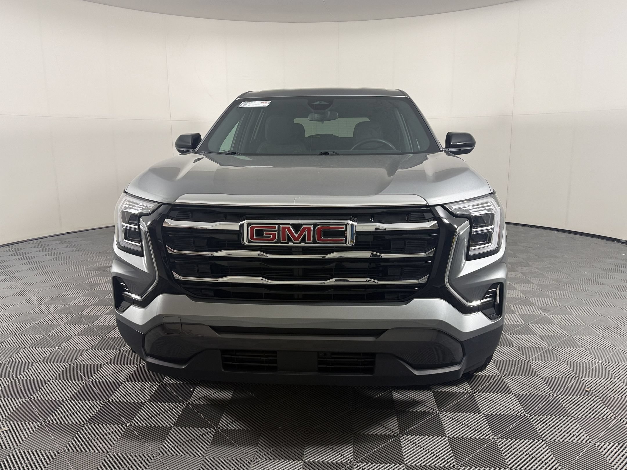 Used 2025 GMC Terrain Elevation AWD/4WD image 6