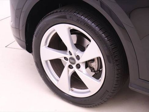 Certified 2025 Audi Q5 Premium Plus w/ Premium Plus AWD/4WD image 22