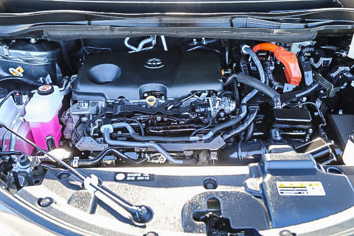 Used 2025 Toyota Sienna Platinum AWD/4WD image 27