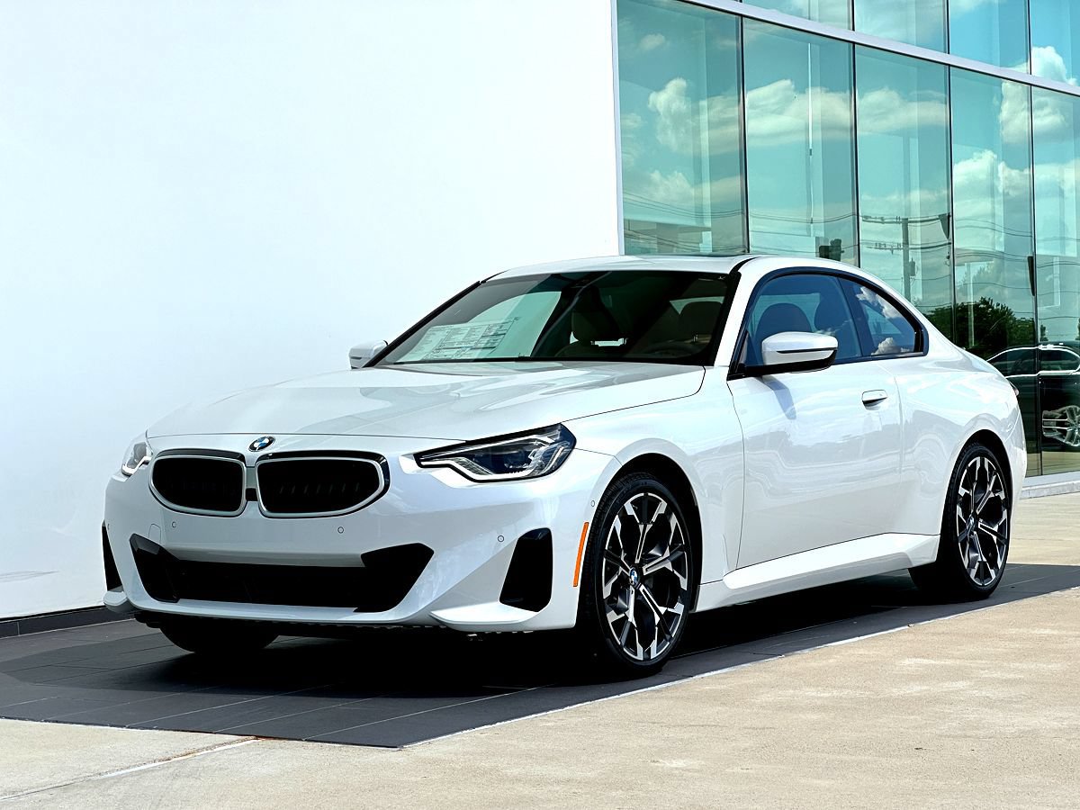 New 2026 BMW 230i xDrive Coupe w/ Premium Package AWD/4WD image 9