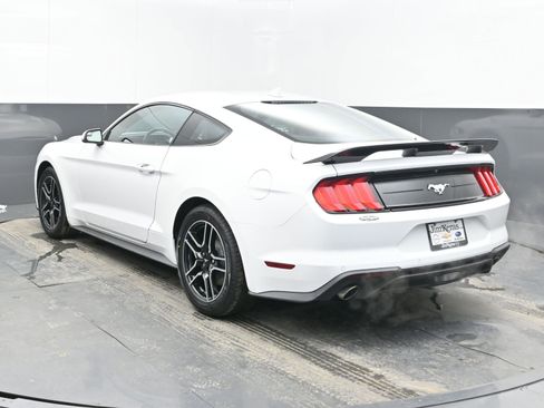 Used 2020 Ford Mustang Premium image 6