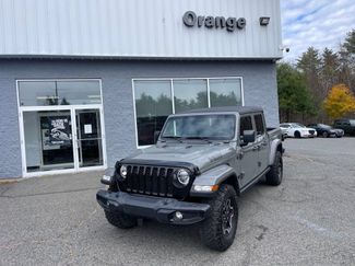 Used 2021 Jeep Gladiator Sport AWD/4WD video 1