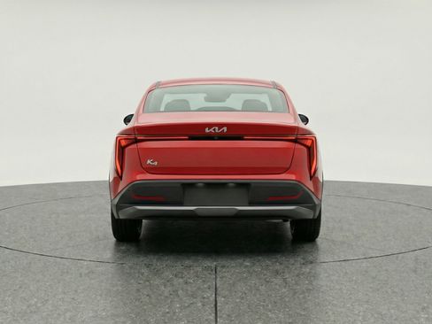 Used 2025 Kia K4 LXS image 7