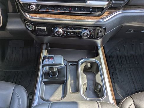Used 2023 GMC Sierra 1500 Elevation w/ Elevation Premium Package AWD/4WD image 19