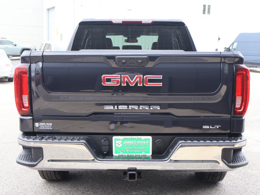 Used 2025 GMC Sierra 1500 SLT AWD/4WD image 4