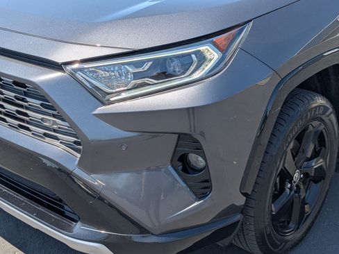 Used 2021 Toyota RAV4 XSE AWD/4WD image 10