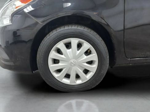 Used 2018 Nissan Versa S Plus FWD image 27