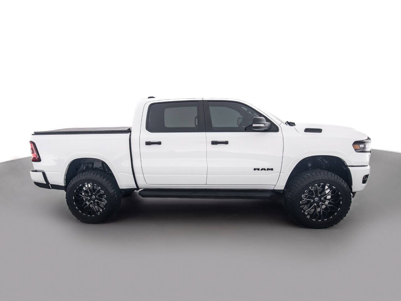 Used 2025 RAM 1500 Big Horn AWD/4WD image 4
