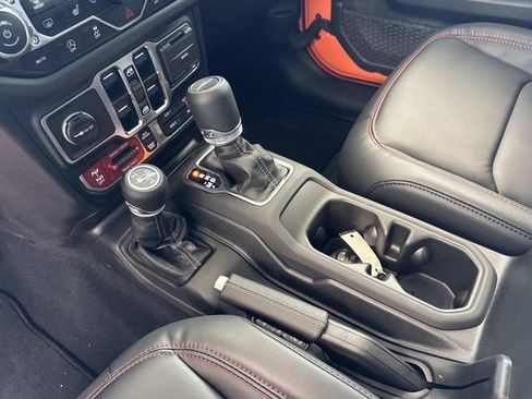 New 2025 Jeep Gladiator Rubicon image 19