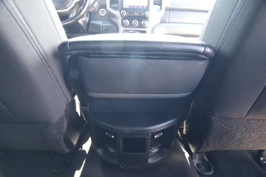 Used 2024 RAM 2500 Big Horn AWD/4WD image 32