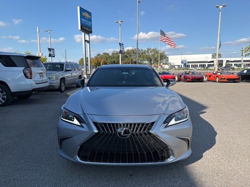 Used 2024 Lexus ES 350 w/ Premium Package image 11