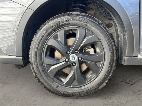Used 2022 Subaru Outback Touring image 15
