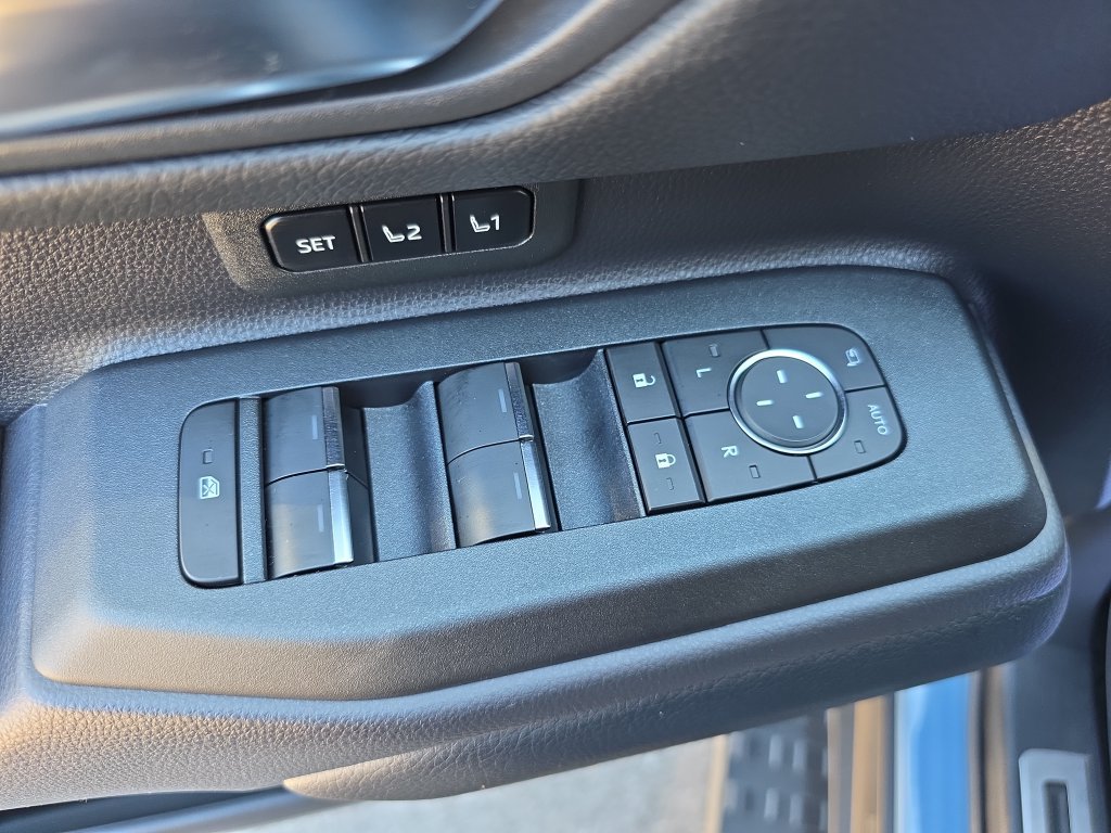 Used 2025 Toyota Land Cruiser w/ Premium Package AWD/4WD image 19