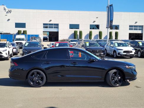Certified 2024 Honda Accord Sport image 4