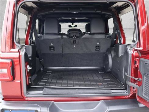 Used 2022 Jeep Wrangler Unlimited Rubicon w/ Steel Bumper Group image 6