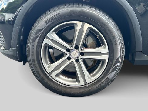 Used 2016 Mercedes-Benz GLC 300 4MATIC image 9