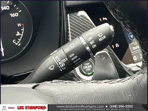 Used 2023 Cadillac XT6 Sport w/ LPO, ONYX Package image 27