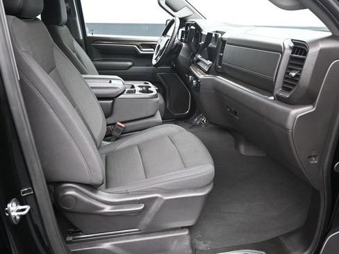 Used 2024 Chevrolet Silverado 1500 LT AWD/4WD image 21