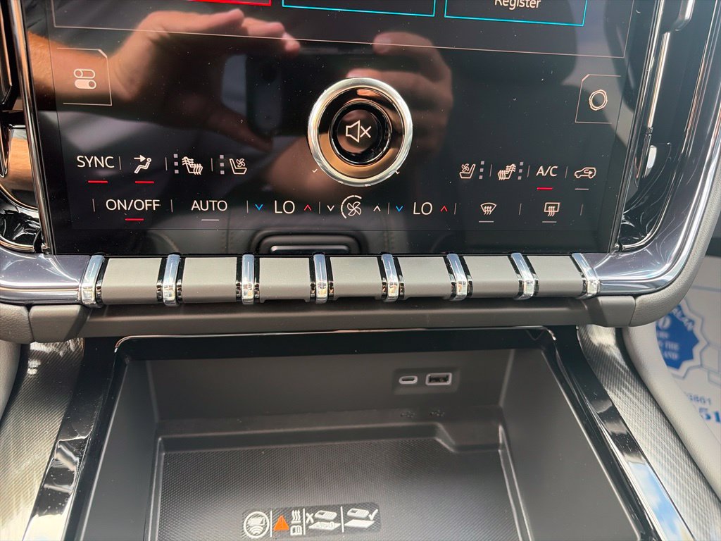 New 2026 GMC Yukon AT4 w/ AT4 Premium Package AWD/4WD image 23