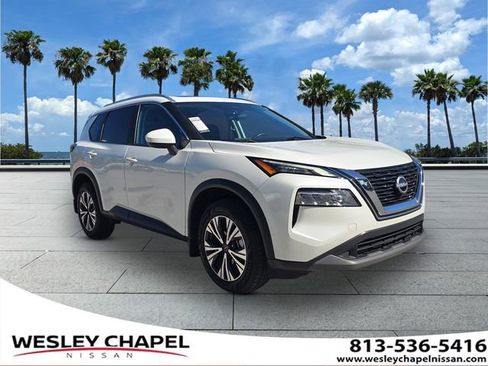 Certified 2023 Nissan Rogue SV w/ SV Premium B Package FWD image 1