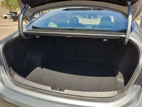 Used 2024 Chevrolet Malibu LT image 23