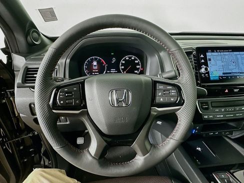New 2026 Honda Ridgeline Black Edition image 11