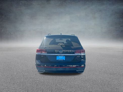 Used 2021 Volkswagen Atlas SE image 30