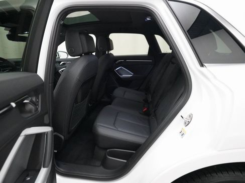 Used 2025 Audi Q3 2.0T Premium w/ Convenience Package image 32