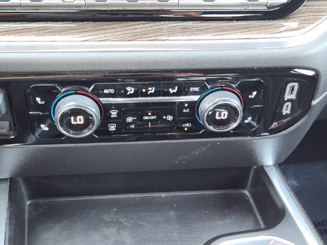 Used 2024 Chevrolet Silverado 1500 LT Trail Boss w/ Convenience Package II AWD/4WD image 21