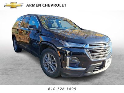 Used 2023 Chevrolet Traverse LT
