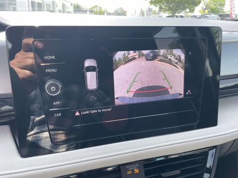 Used 2025 Volkswagen Taos S image 26