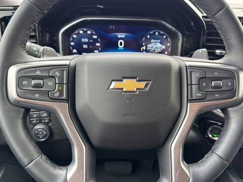 Used 2025 Chevrolet Silverado 1500 LTZ w/ LTZ Premium Package AWD/4WD image 27