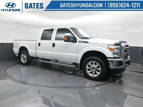 Used 2016 Ford F250 XLT w/ XLT Premium Package image 4