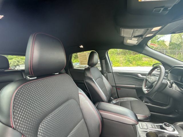 Used 2025 Ford Escape ST-Line AWD/4WD image 20