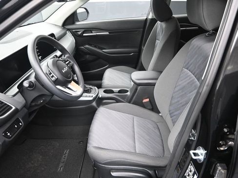 New 2026 Kia Seltos LX FWD image 14