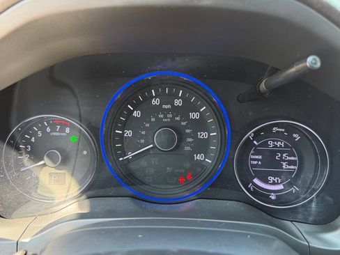 Used 2021 Honda HR-V Sport image 19