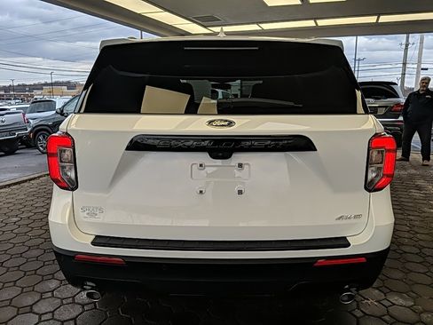 Certified 2023 Ford Explorer ST-Line image 6