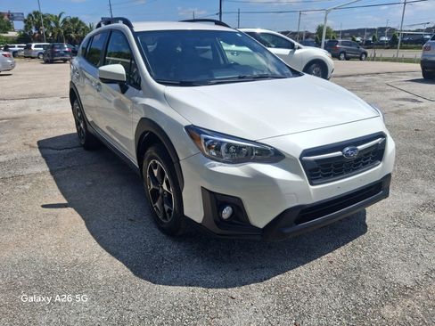 Used 2019 Subaru Crosstrek 2.0i Premium w/ Popular Package #2 AWD/4WD image 3