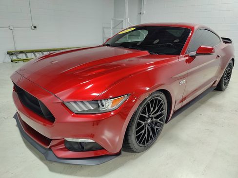 Used 2016 Ford Mustang GT Premium w/ GT Performance Package RWD image 18