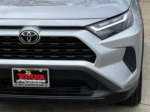 Used 2024 Toyota RAV4 XLE image 8