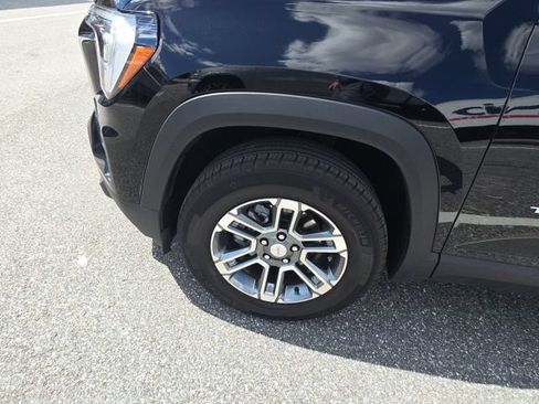 Certified 2026 GMC Terrain Elevation AWD/4WD image 4