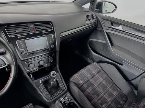 Used 2017 Volkswagen GTI S image 22