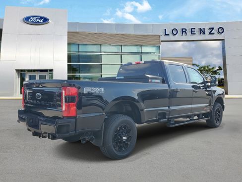 New 2025 Ford F250 Lariat w/ Black Appearance Package image 4