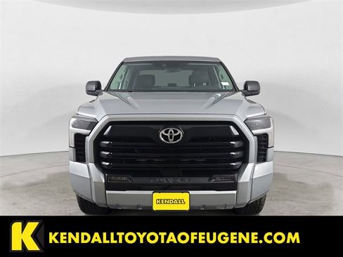 Used 2022 Toyota Tundra SR5 image 8