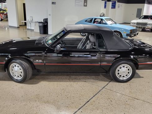 Used 1989 Ford Mustang LX RWD image 23