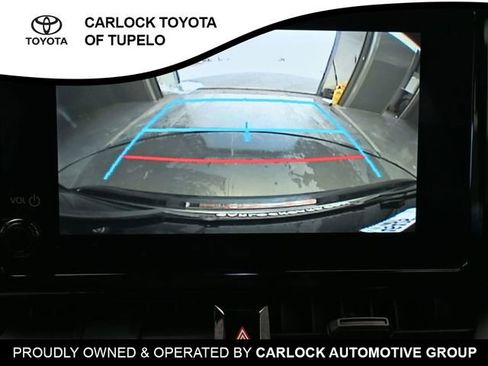 Used 2025 Toyota Corolla SE image 11