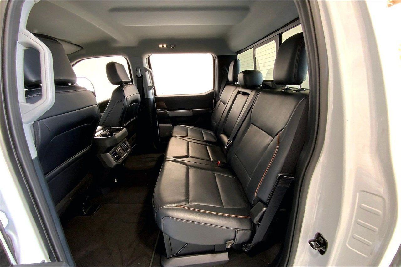 Used 2026 Ford F350 Lariat AWD/4WD image 18