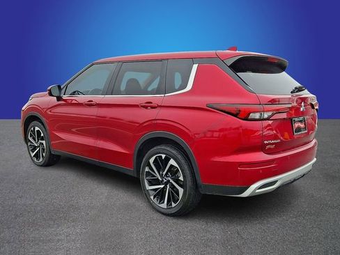 Used 2024 Mitsubishi Outlander SE image 7